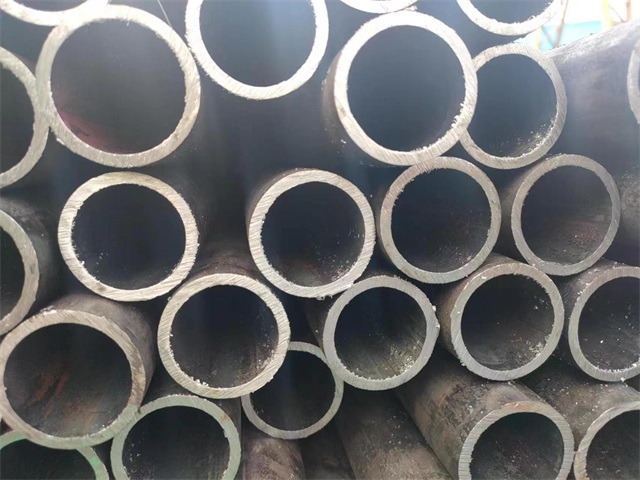 重庆10#结构用无缝钢管
